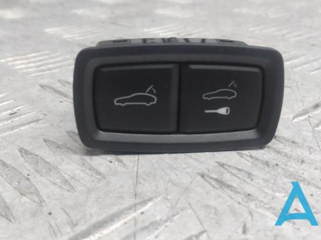 Кнопка салона привода замка 3/5 двери (ляды)/крышки багажника 7PP959832JIVI PORSCHE