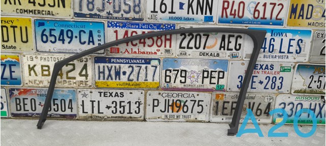 Рама стекла передней двери правой 802D43NF0A NISSAN