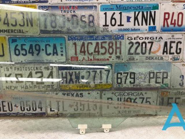 Стекло пассажирской двери 803005AA0A NISSAN