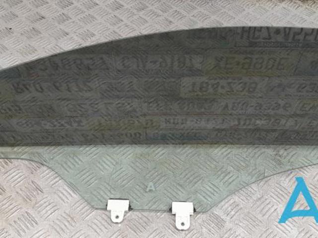 Стекло пассажирской двери 803006MA0A NISSAN