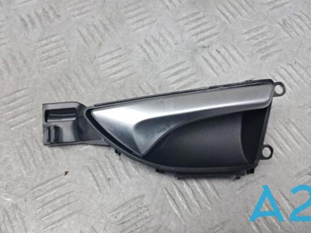Ручка передней двери внутренняя, правая 806705DM0A NISSAN
