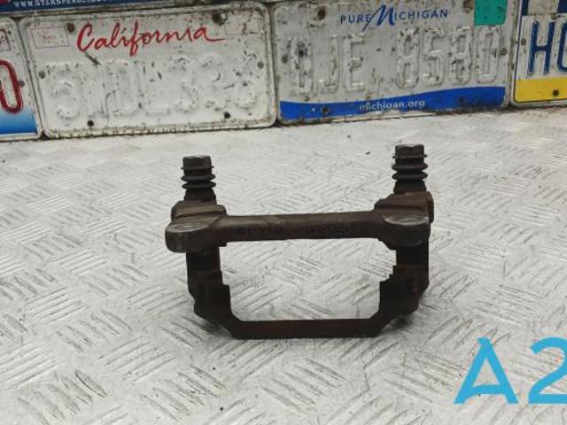 Скоба суппорта заднего 80A615425A VAG