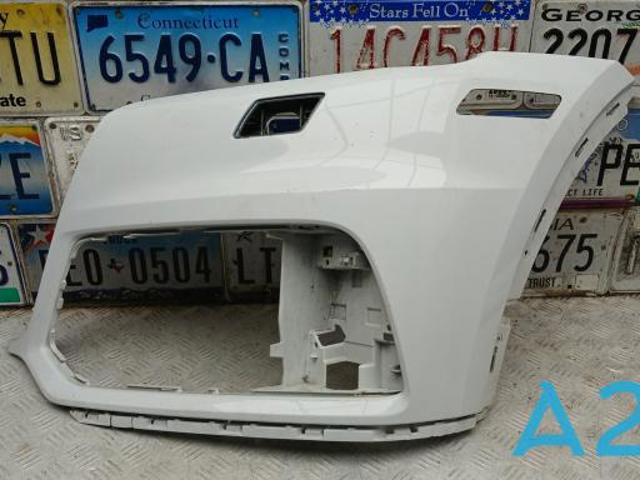 Бампер передний, левая часть 80A807107CGRU VAG