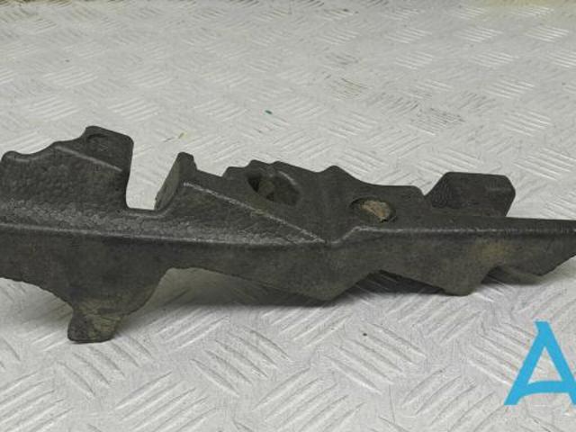 Энергопоглотитель заднего бампера 80A807666 VAG
