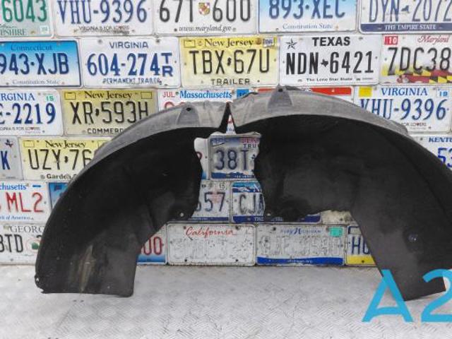 Подкрылок крыла заднего правый 80A810172A VAG