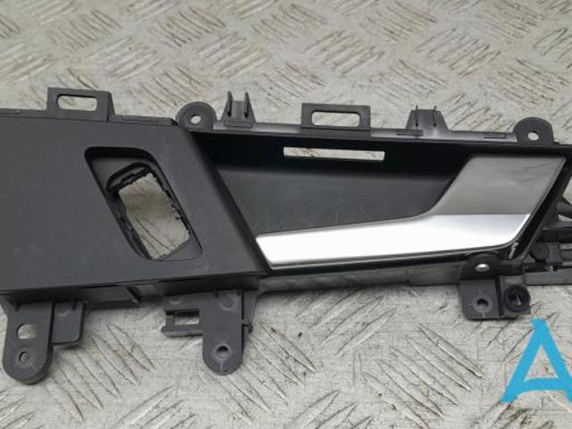 Ручка передней двери внутренняя, правая 80A837020A4PK VAG