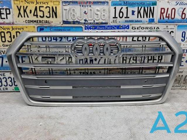 Облицовка радиатора 80A853651LRP5 VAG