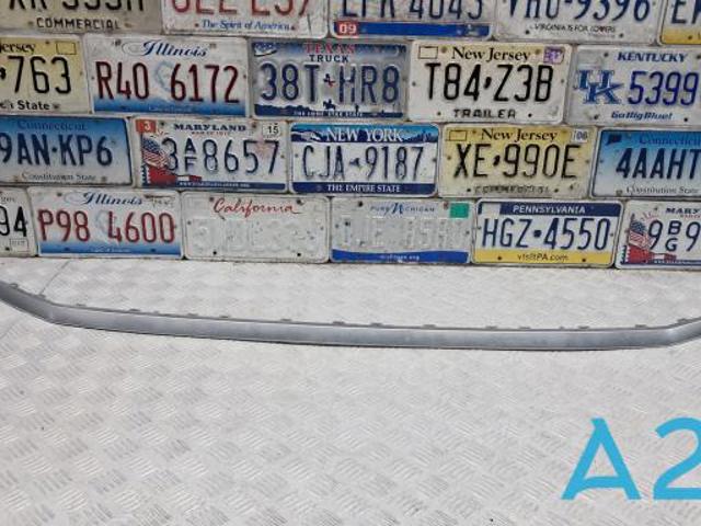 VAG 80A8537653Q7 Молдинг бампера заднего центральный в наличии Тернополь