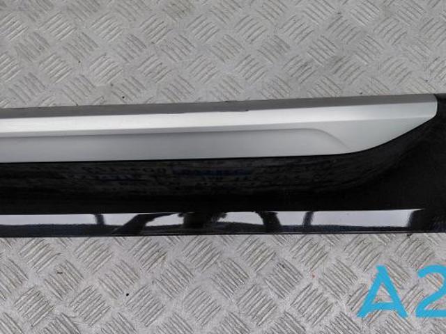 Накладка задней правой двери, нижняя 80A853970AGRU VAG