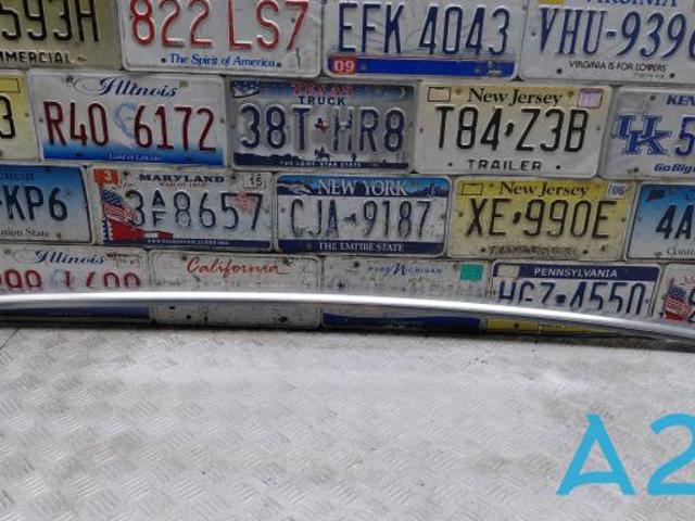 80A860022D3Q7 VAG Рейлинг крыши правый купить в Киев