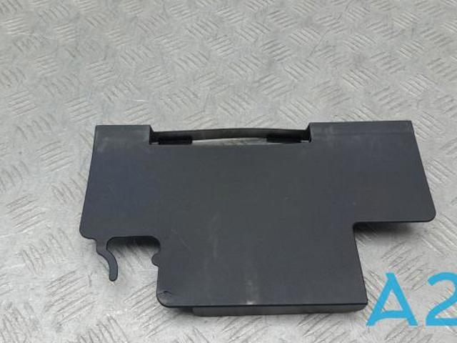 Автомобильная батарея 80A915429A VAG