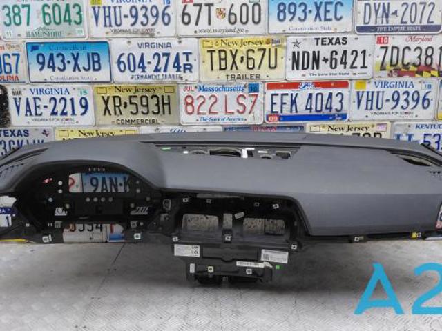 Панель салона передняя "торпедо" 80B857001K24A VAG