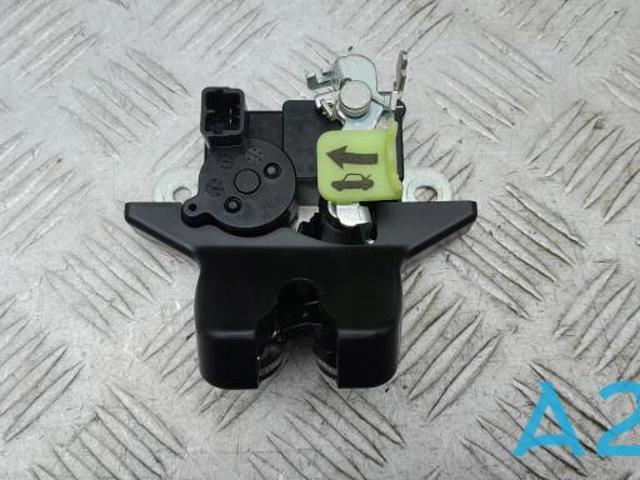 Замок задней двери 81230AA010 HYUNDAI