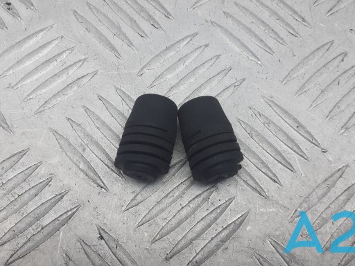 Буфер капота резиновый 817382V000 HYUNDAI
