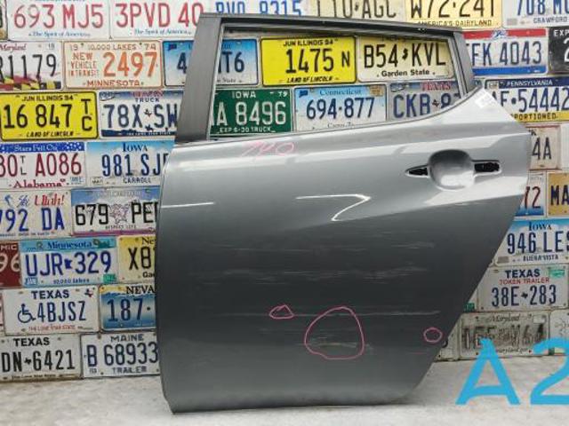 Дверь задняя, левая 821015SF0A NISSAN