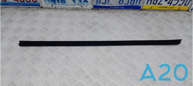 82231G5000 HYUNDAI купить в Черновцы