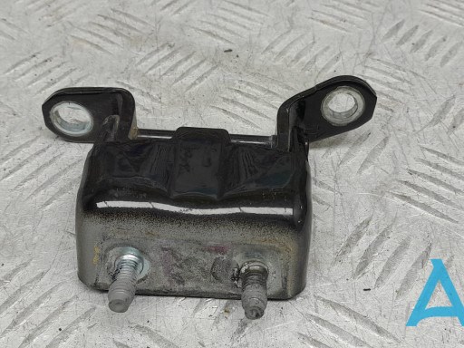 Петля задней двери, левой 824015HA0A NISSAN