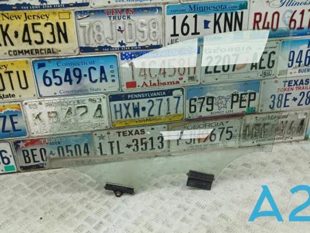 Стекло водительской двери 82410C6000 HYUNDAI