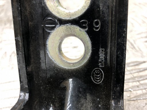 Петля задней левой двери 824214CL0A NISSAN
