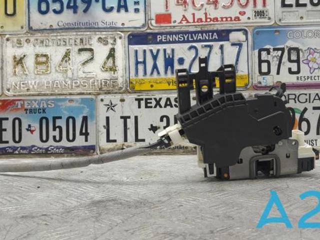 825005DC0B NISSAN Замок двери задней правой купить в Кривой Рог