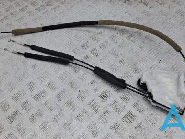 Замок задней двери, левой 825016RA0A NISSAN