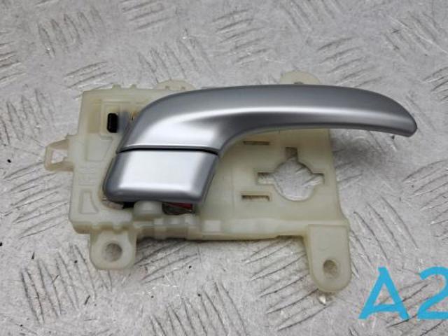 Ручка задней двери, внутренняя, правая 82620G5000 HYUNDAI