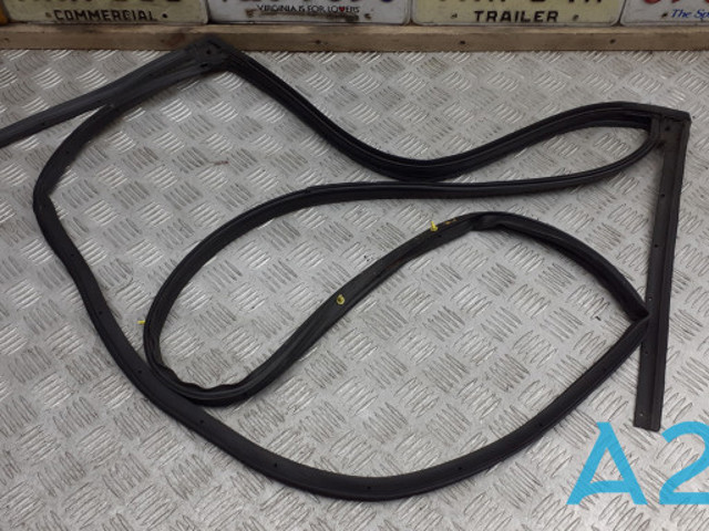NISSAN 828305HA0C в наличии Запорожье