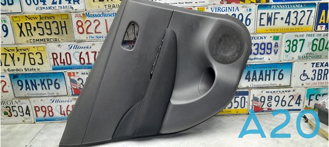 Карточка обшивки задней правой двери 829005SA0B NISSAN