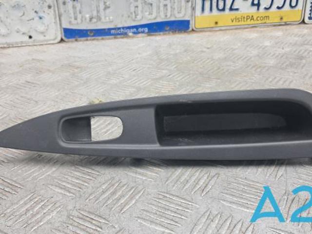 NISSAN 829616MA0B в наличии Ирпень