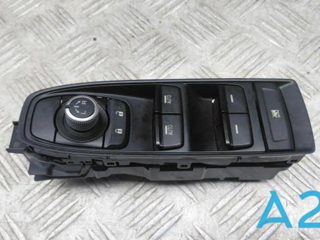 Кнопки переднего левого стекло подъёмника 83071AN03B SUBARU