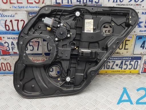Стеклоподъемник задней правой двери 834813Q000 HYUNDAI