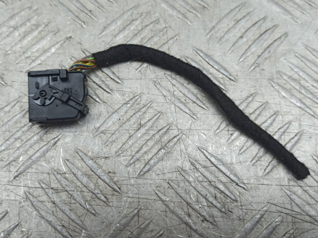 Болт поддона 8364654 BMW