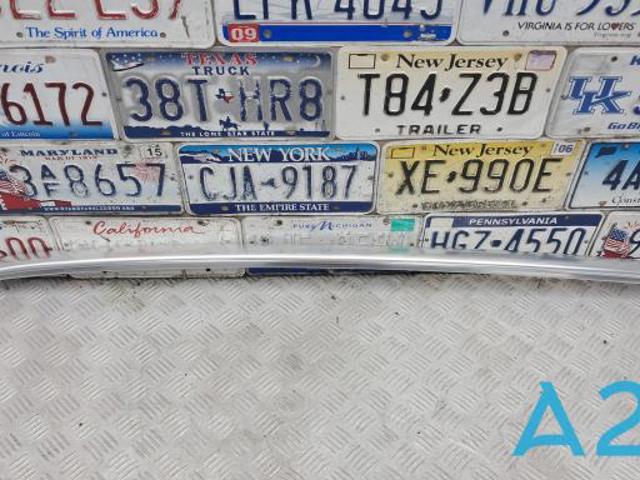 Автомобильный рейлинг на крышу левый 83A860021B3Q7 VAG