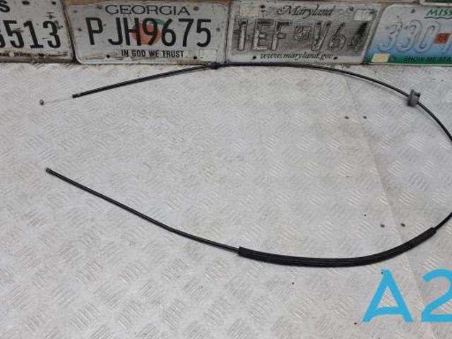 Трос открывания капота, задний 83B823535A VAG
