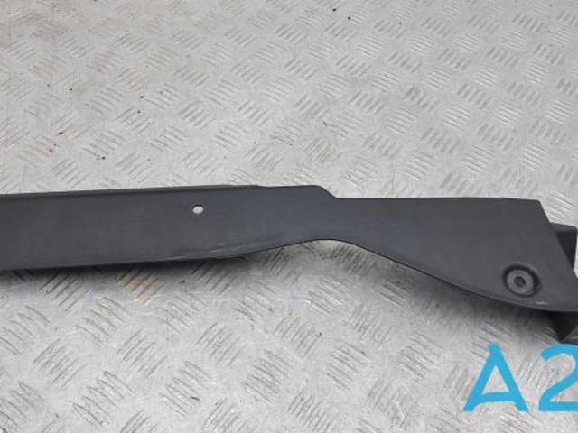 Уплотнитель крыла 84159G5000 HYUNDAI