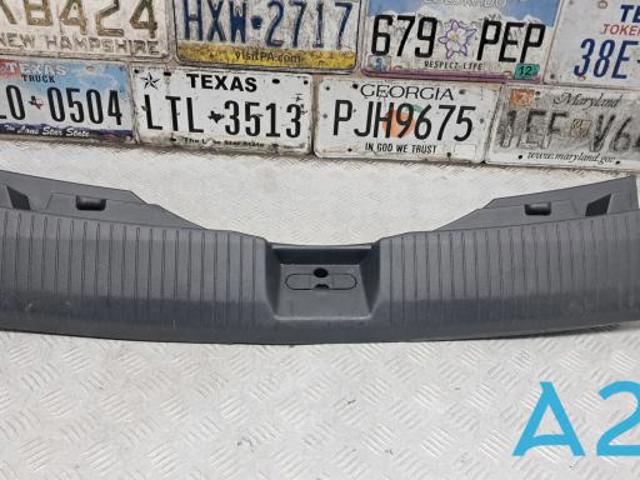 Накладка задней панели багажника 849926RR0A NISSAN