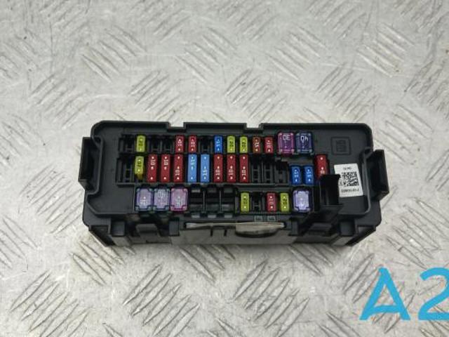 Монжатный блок реле 85015918 HONDA