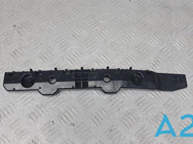 Направляющая заднего бампера, правая 852206RR0A NISSAN