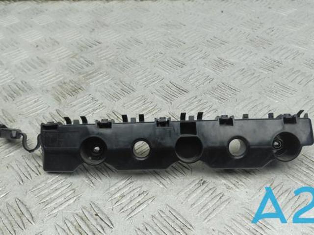 Направляющая заднего бампера, левая 852215NA0A NISSAN
