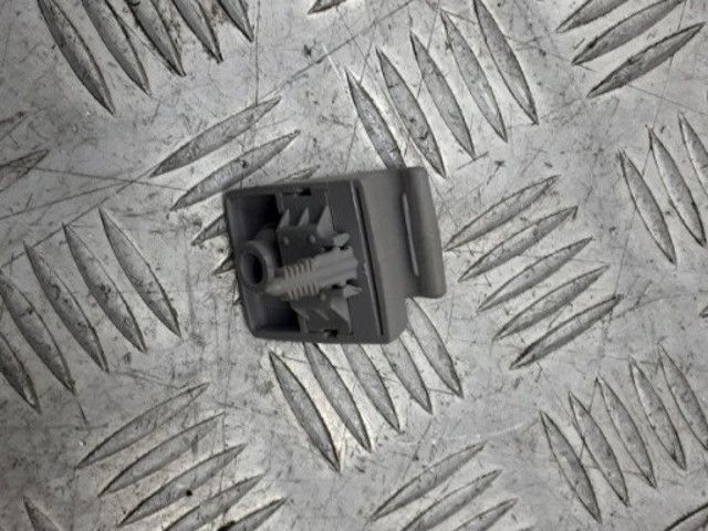 Фиксатор солнцезащитного козырька 852354D000TX HYUNDAI