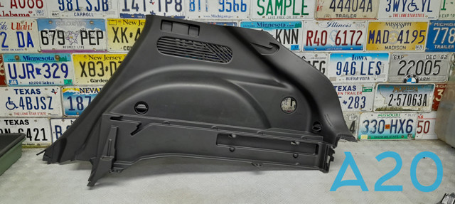 Облицовка багажного отсека, правая 85740GI000NNB HYUNDAI