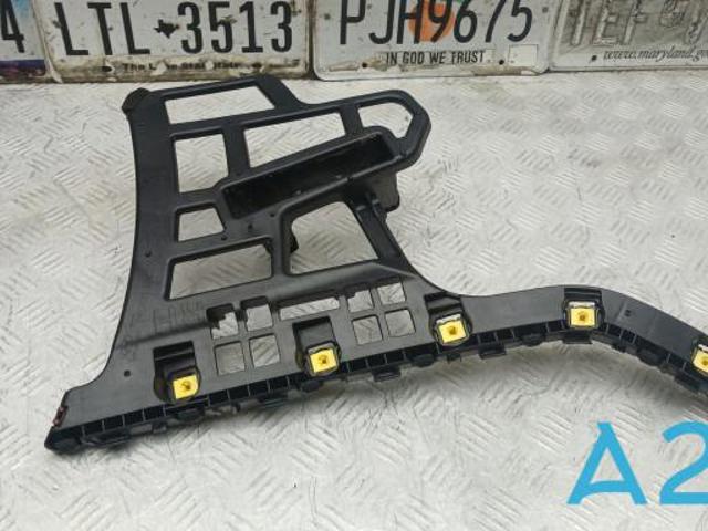 Крепление бамера правое 86652L0000 HYUNDAI