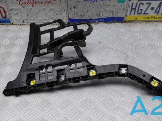 Правое крепление заднего бампера 86652L1300 HYUNDAI