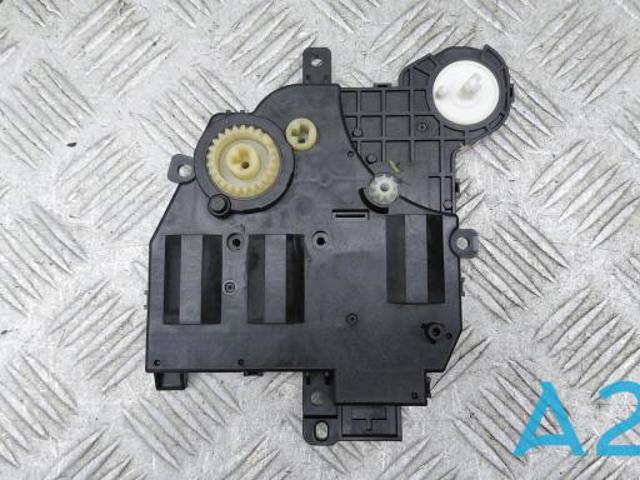 Мотор заслонки печки 8710606420 TOYOTA
