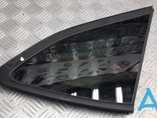 Стекло кузова/багажного отсека, правое 87820D3010 HYUNDAI