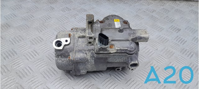 Компрессор кондиционера 8837076020 TOYOTA