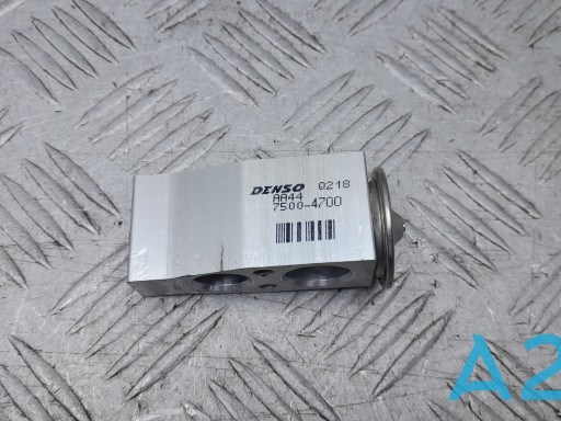 Клапан TRV, кондиционера 8851502420 TOYOTA