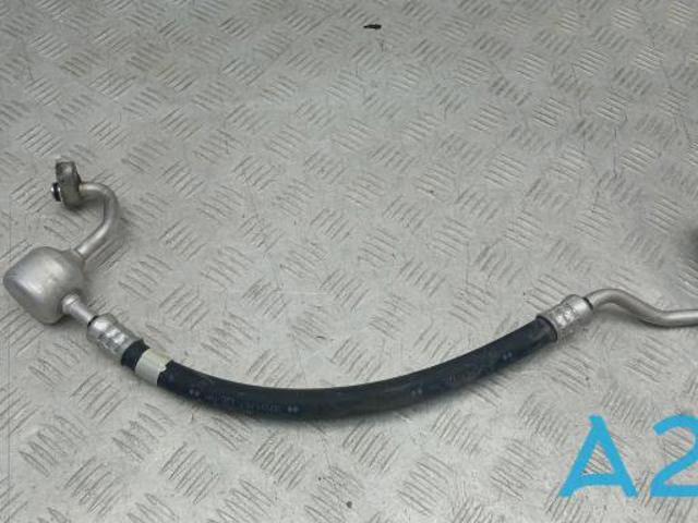 Трубка кондиционера от компрессора к радиатору 8871178040 TOYOTA
