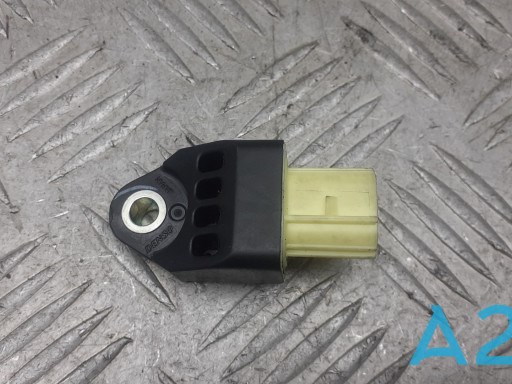 Датчик AIRBAG передний 8983175010 TOYOTA