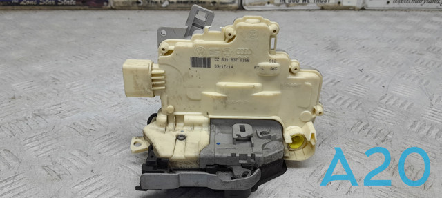 PORSCHE 8J1837015B Замок двери передней левой в наличии Черкассы